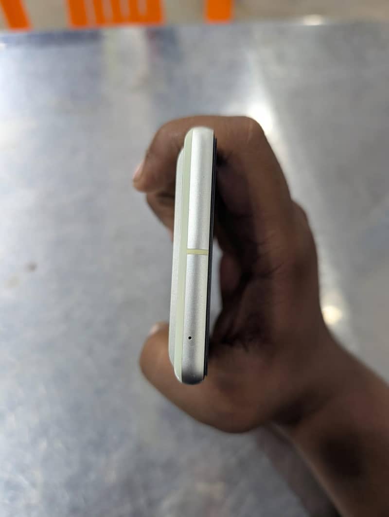 Google Pixel 7 2