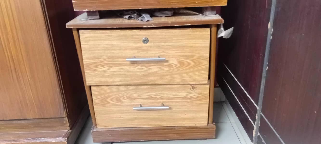 bedroom set 2