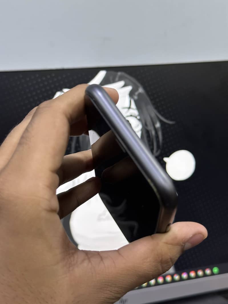 Apple iPhone 11 2