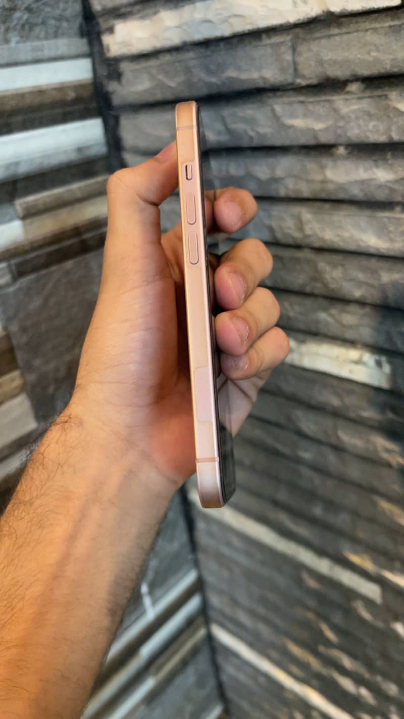 Iphone 15 2