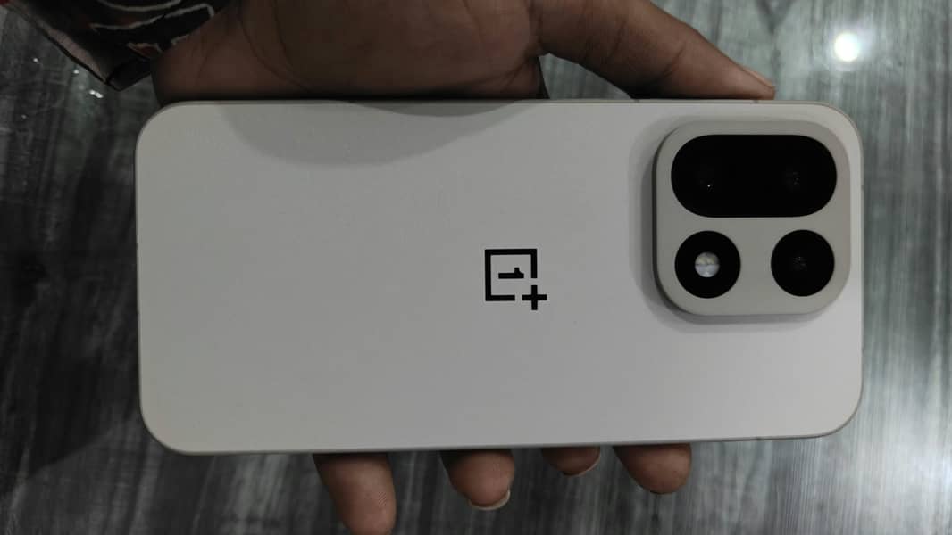 Oneplus 15 10/10 3