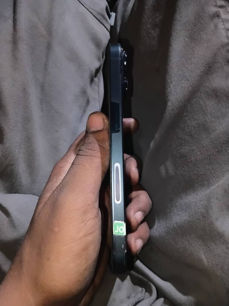 Apple iPhone 14 0
