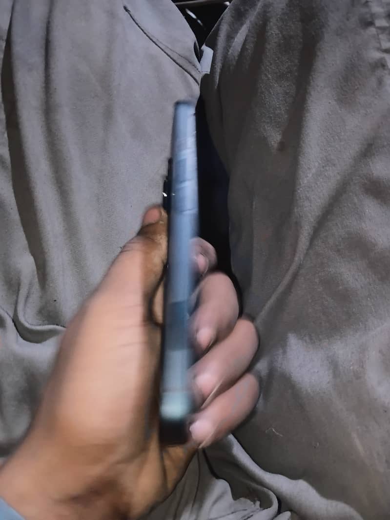 Apple iPhone 14 2