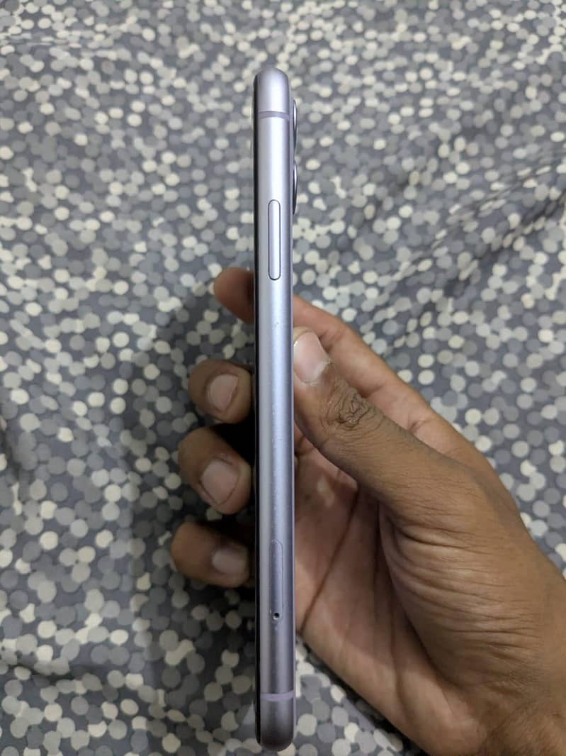 Apple iPhone 11 5