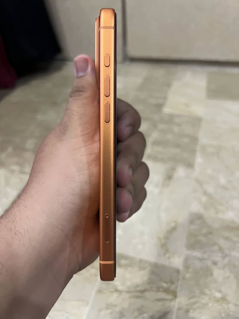 Apple iPhone 17 Pro Max 1