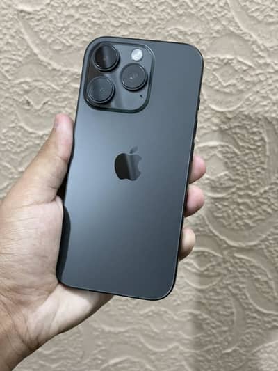 Apple iPhone 16 Pro