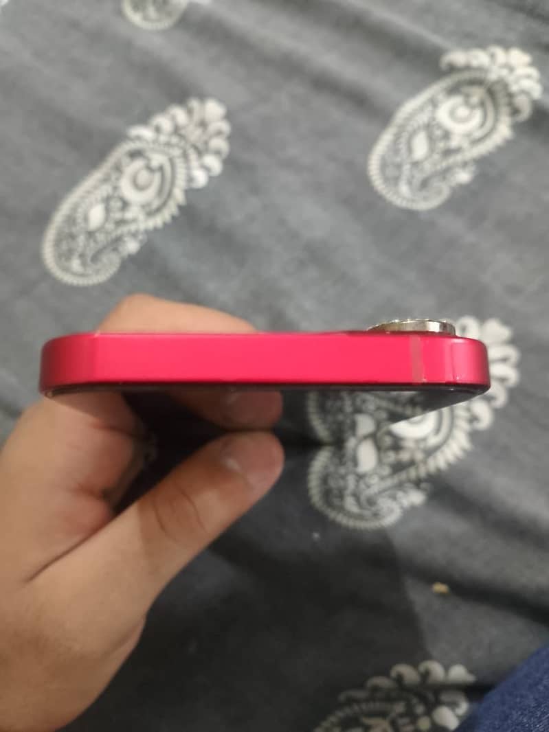 Apple iPhone 13 3