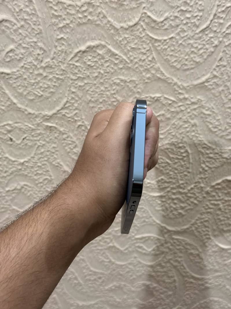 Apple iPhone 12 Pro 3