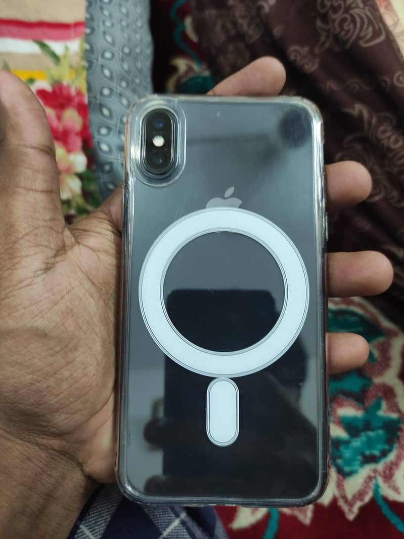 Apple iPhone X 3