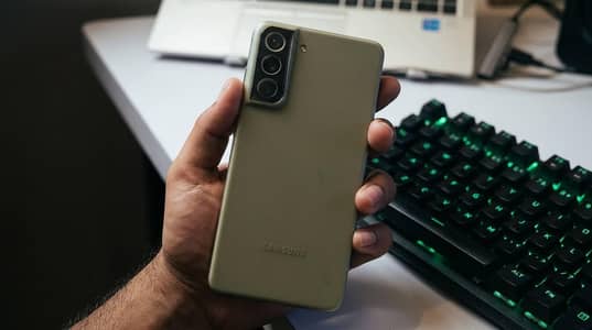 Samsung Mobile S21 FE 5G with Box Official Pta approved