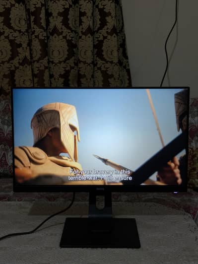 BenQ Borderless Bezelless Monitor 23.8 inches 1080p Eye-Care