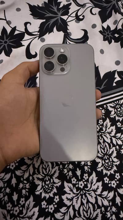 Apple iPhone 15 Pro Max