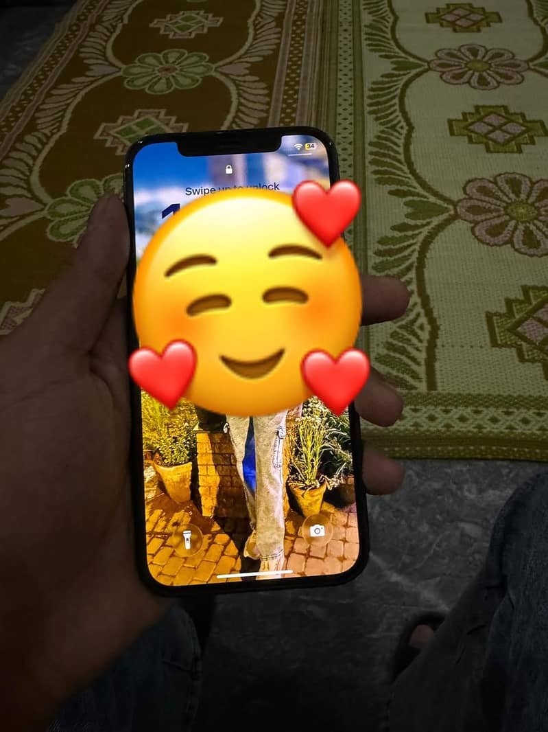 Apple iPhone 12 4