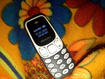 Me Mobile mini beautiful shape good quality