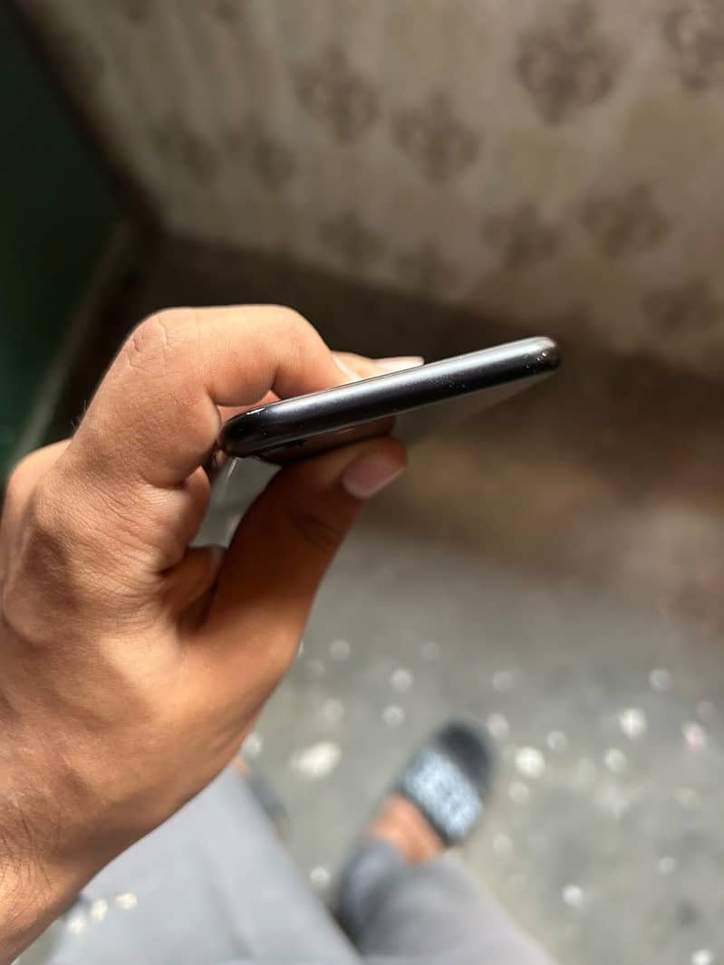 Apple iPhone SE 4