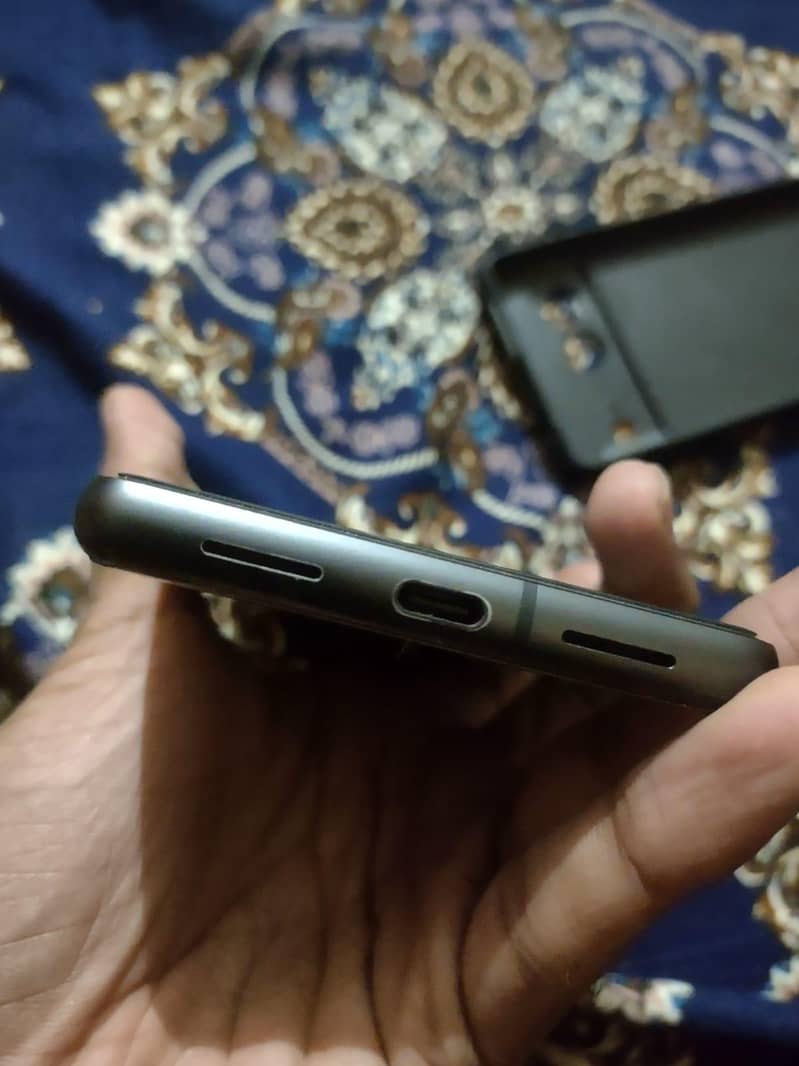 Google Pixel 7 5