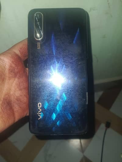 Vivo S1