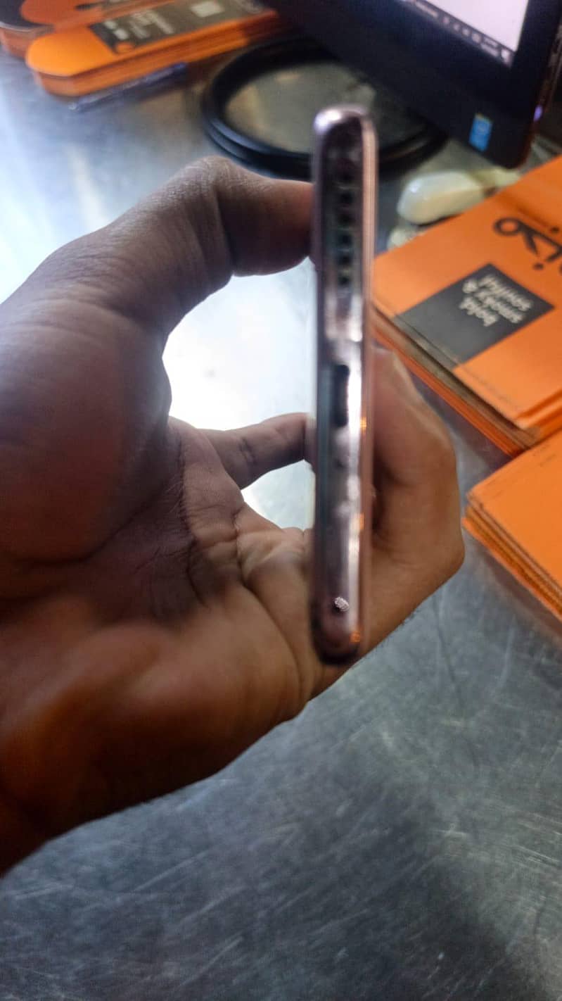 Infinix Zero 40 2
