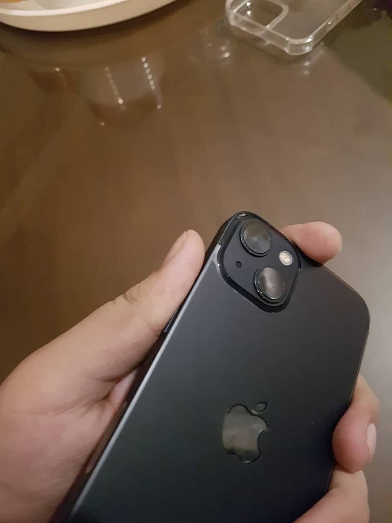 Apple iPhone 13 1