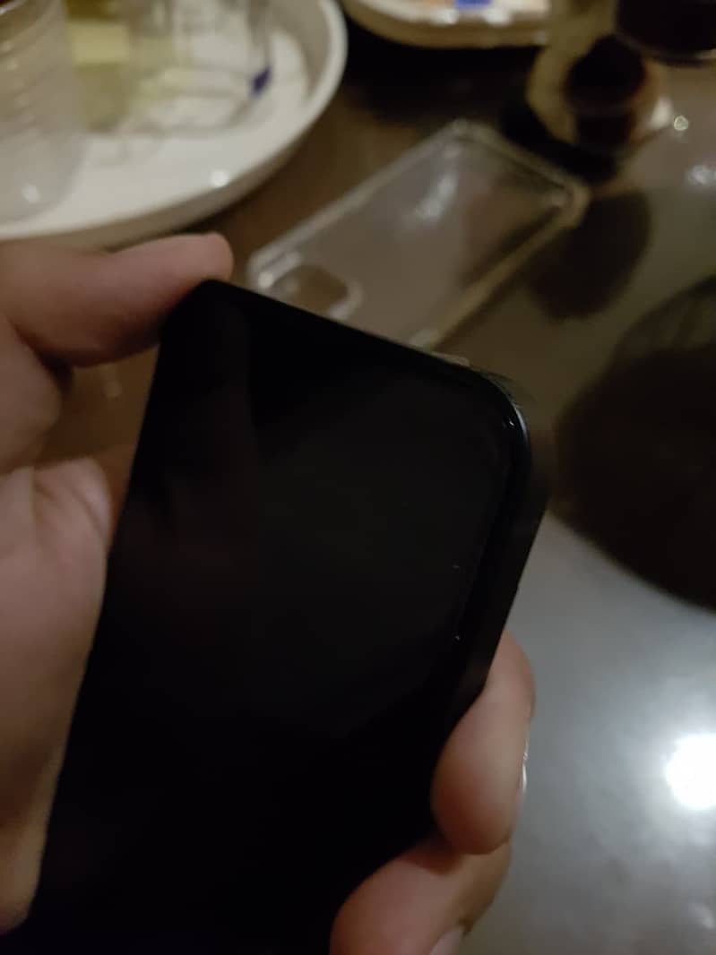 Apple iPhone 13 6