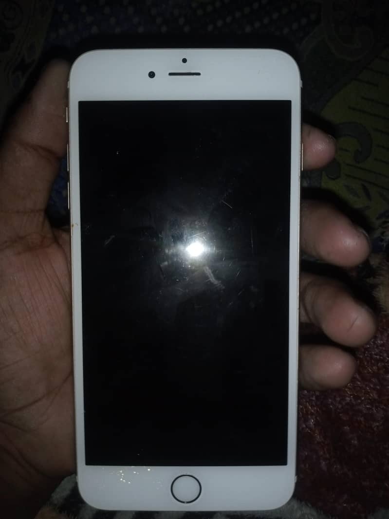 Apple iPhone 6S Plus 3