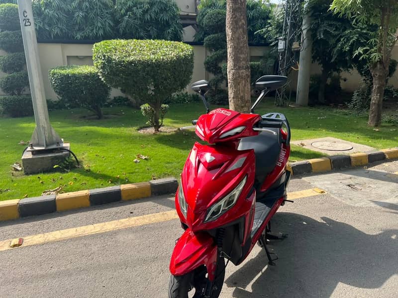 Bullet scooty 100cc 4