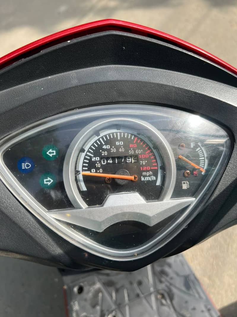 Bullet scooty 100cc 11
