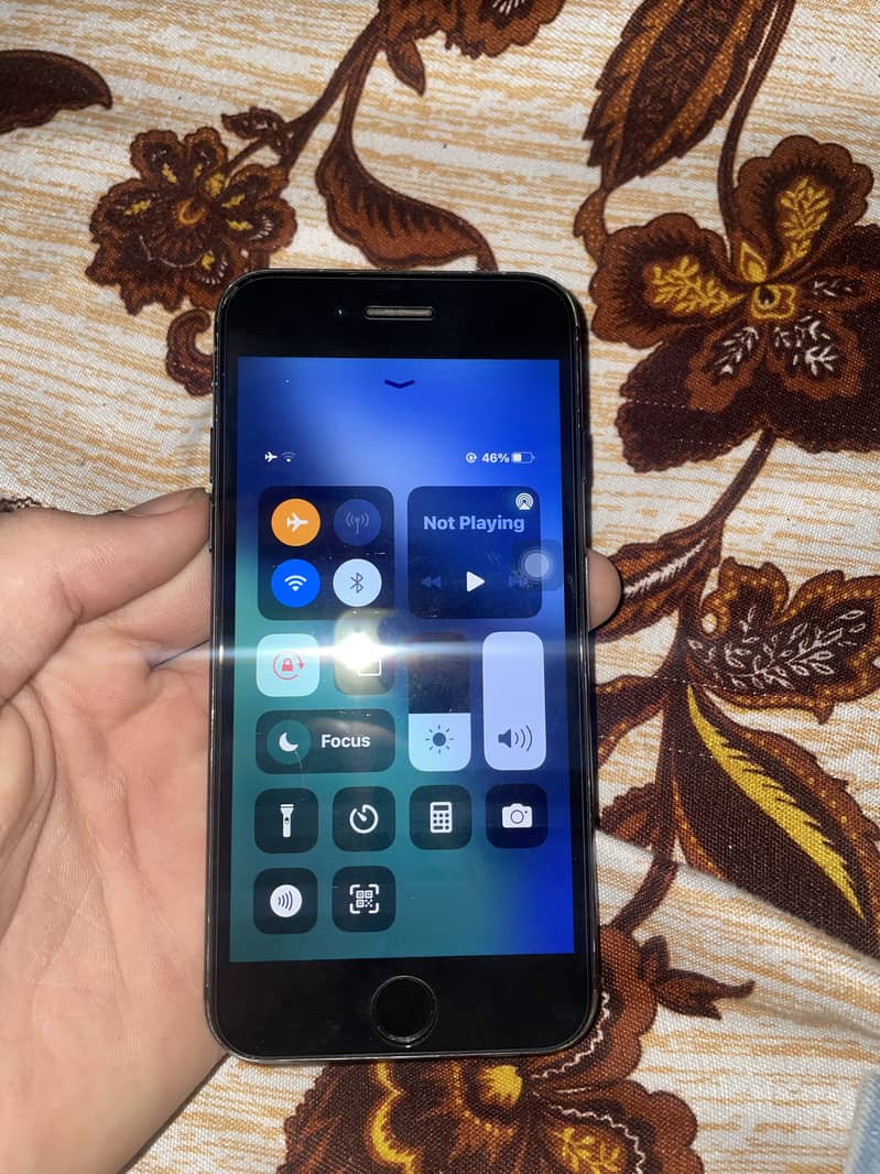 Apple iPhone 7 3