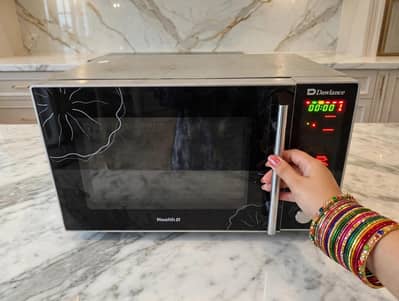 Dawlance Microwave Oven With Grill DW-131HP | 900W