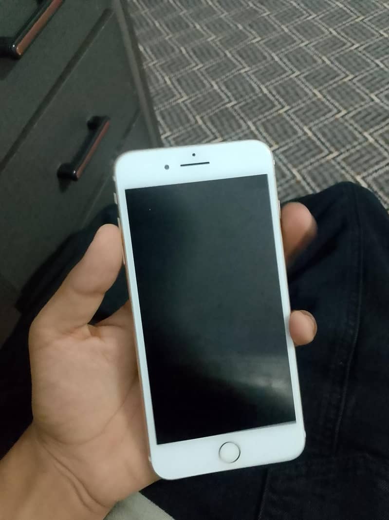 iPhone 7 plus pta 2