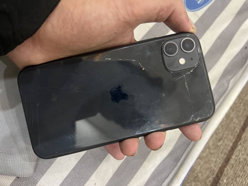 Apple iPhone 11 0