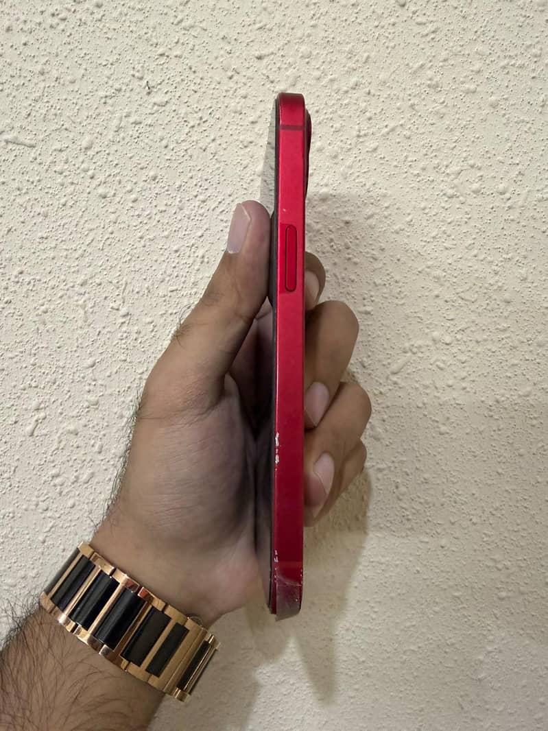 Apple iPhone 13 6