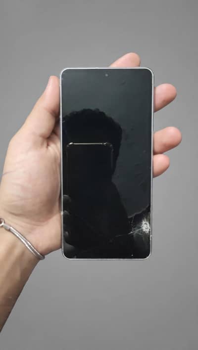 Sharp Aquos R7 5G