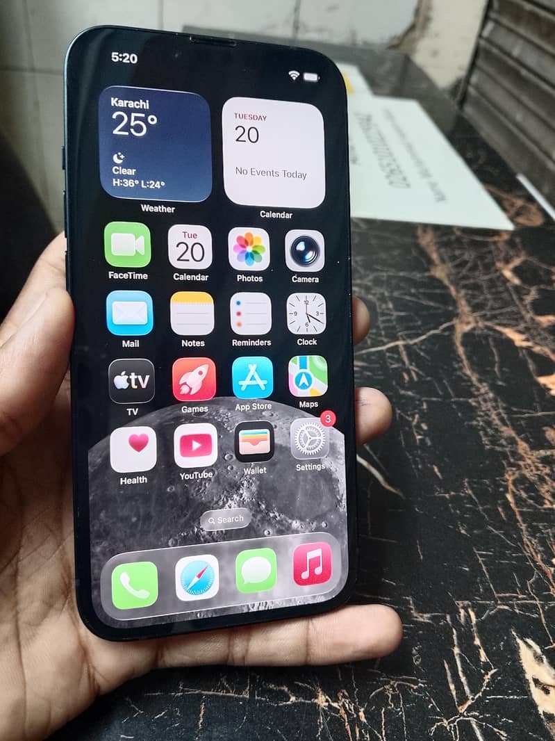 Apple iPhone 14 2