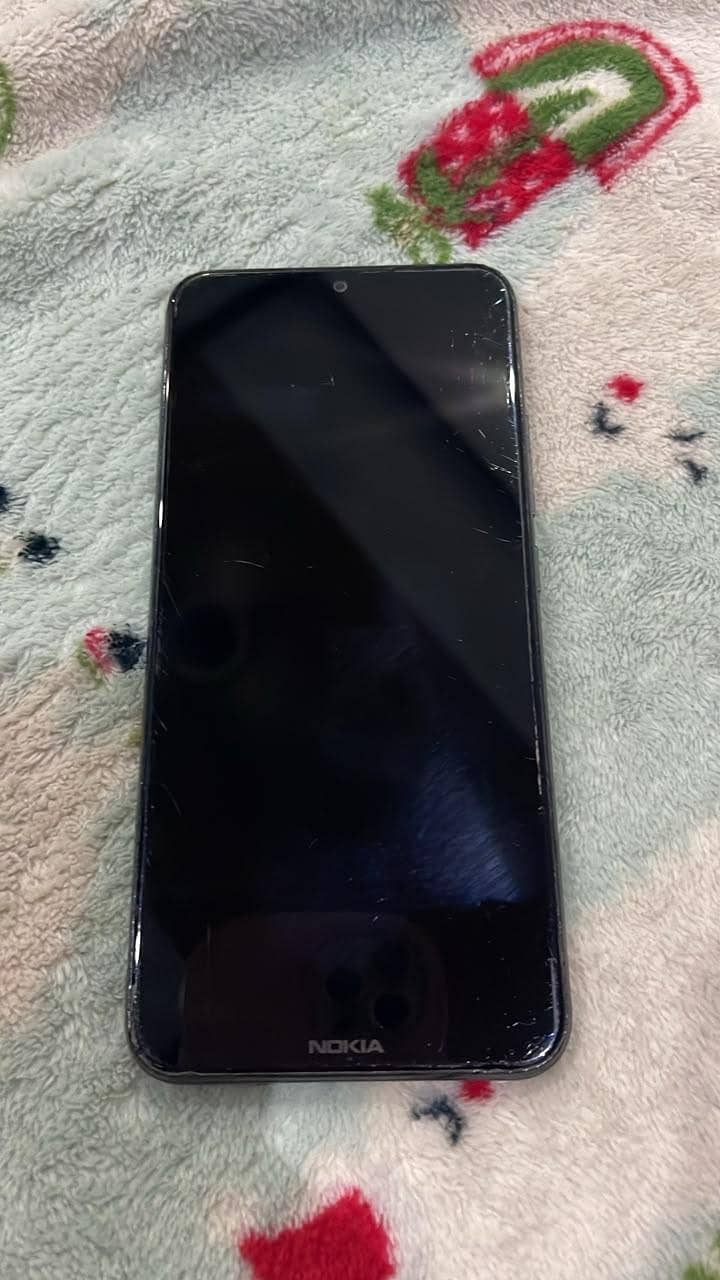 Nokia C210 1
