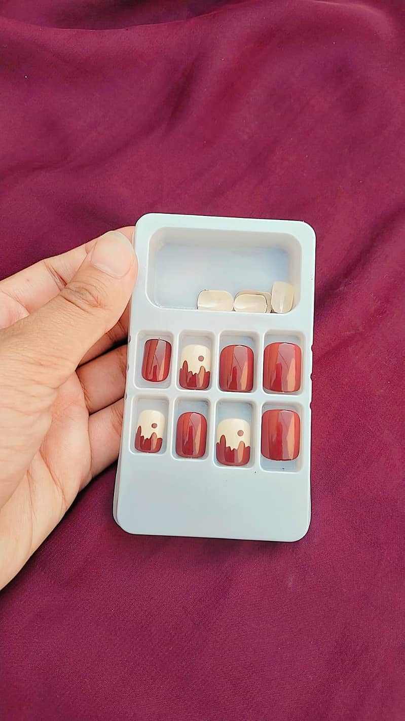 Press on Nails 8