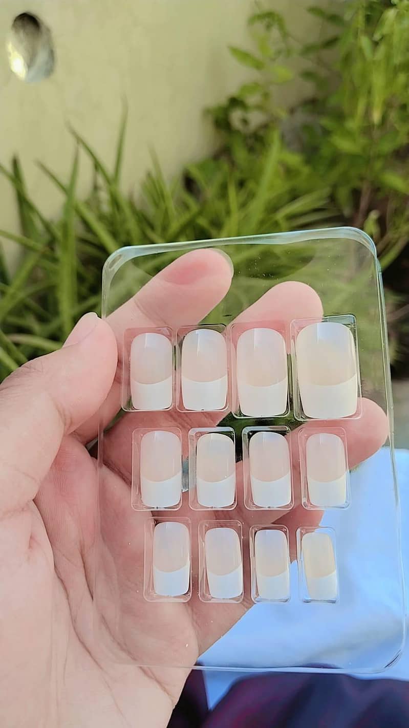 Press on Nails 19