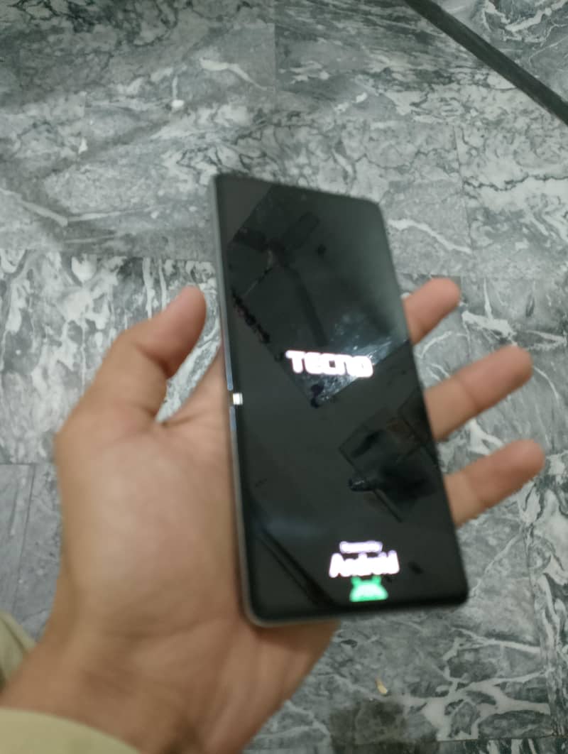 Tecno CAMON 30 6