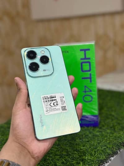 Infinix Hot 40 (8+8+256 GB) Exchange possible