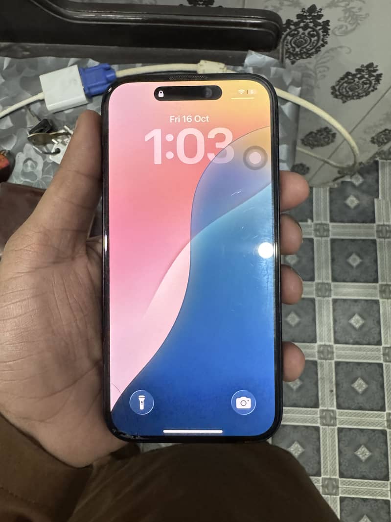 Apple iPhone 15 1