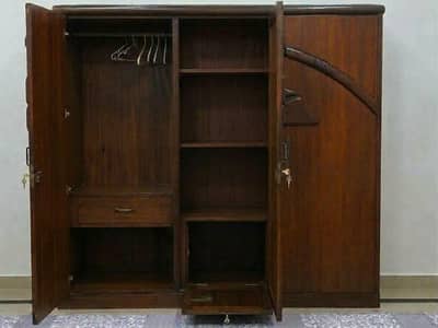 3-Door Wooden Wardrobe / Almari in Good Condition