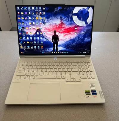 Lenovo Legion 7i – Gaming Monster | RTX 4070 | 32GB RAM | 1TB SSD