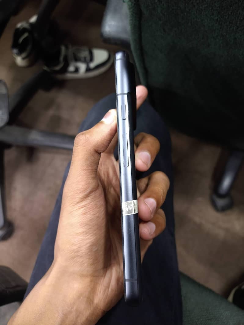 Google Pixel 8 3