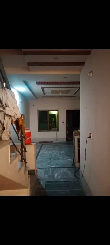 Upper porshion for rent