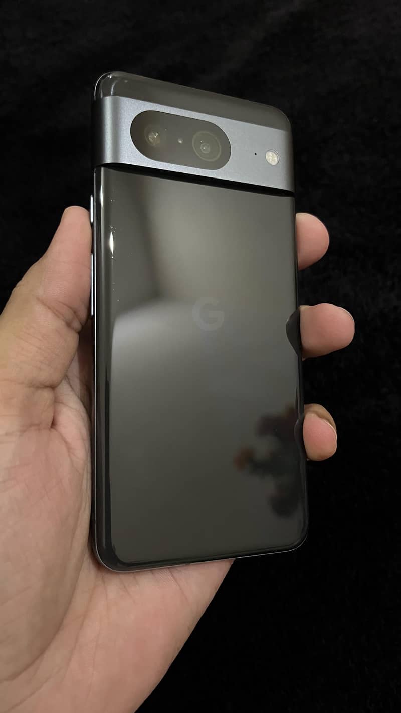 Google Pixel 8 6