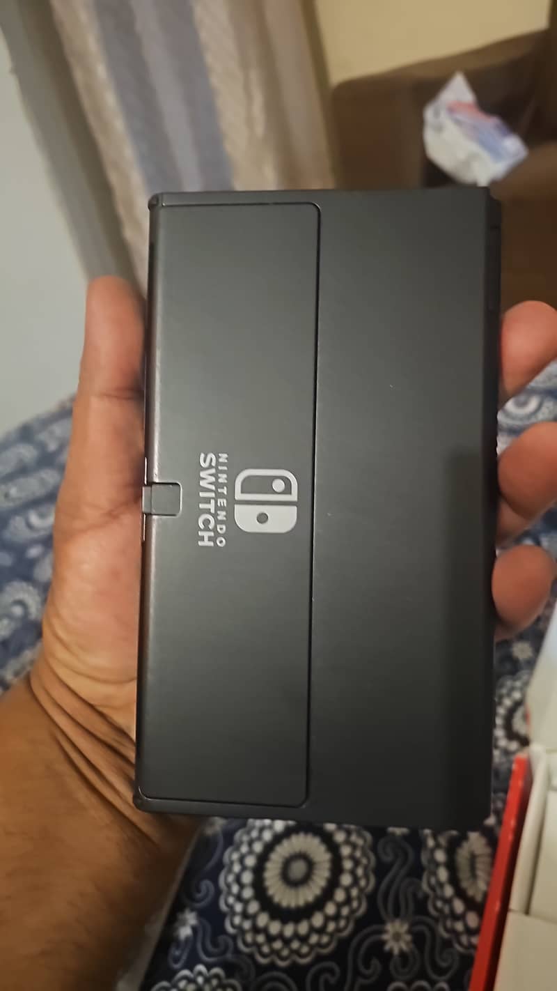 Nintendo switch 4