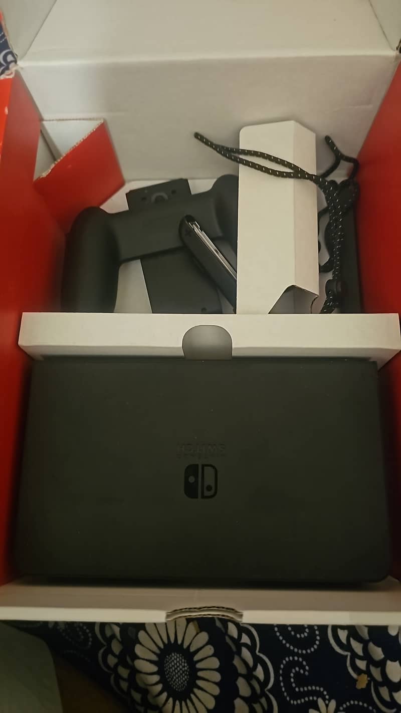 Nintendo switch 5