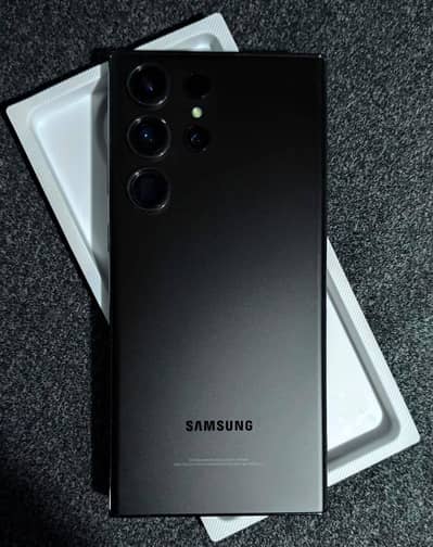 Samsung Mobile S22 Ultra