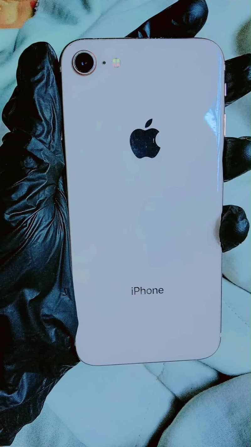 Apple iPhone 8 1