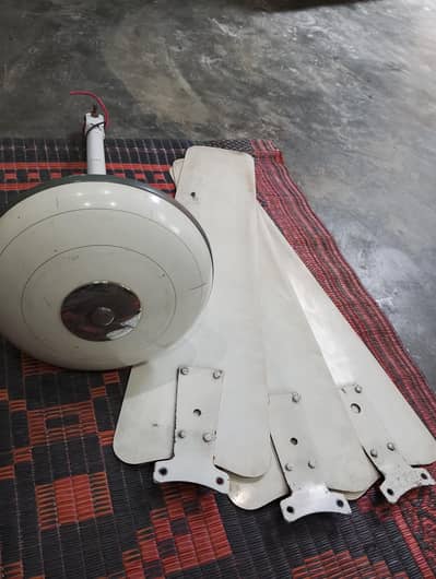fan for sale 10/9 condition